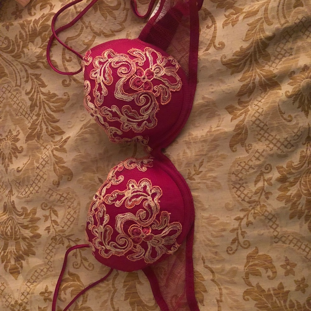 Gorgeous pink la perla bra 32 C